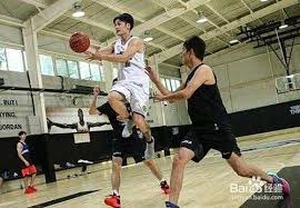 法媒：拜仁询问了后卫塔蒂，南特设定最低转会费5000万欧