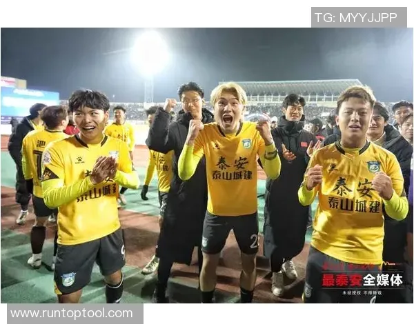 中超三连冠伴随亚冠全年不胜，海港距离“王朝”还差很远